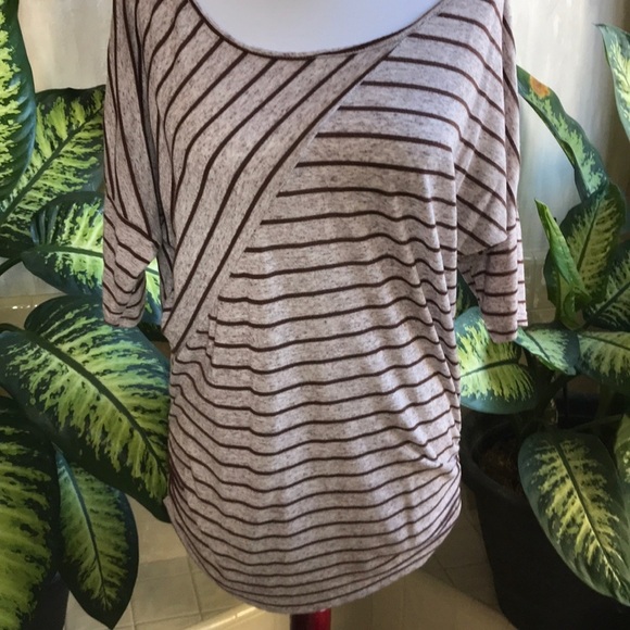 one clothing Tops - Brown striped top by One Clothing